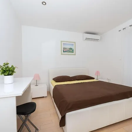 Luxury Silvana In The Center Appartement Makarska